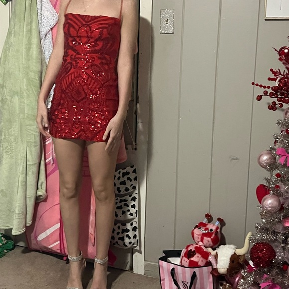 Lucy in the Sky Red Sequin Mini Dress - Picture 3 of 4
